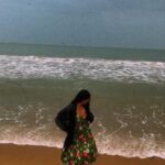 Yamini Bhaskar Instagram - In every walk with nature , one receives far more than he seeks ✨✨ #beach #sea #peace #life #bliss #instareels #instagood