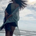Yamini Bhaskar Instagram – Alive ✨

#ocean #goa #bliss