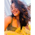 Yamini Bhaskar Instagram – 🌼

@elegant_threads_by_salma