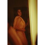 Yamini Bhaskar Instagram – Shine on ✨

@elegant_threads_by_salma ❤️
@weareretrospection 
@maskmakeupartist