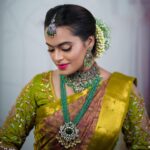 Yamuna Chinnadurai Instagram - Vijay Tv Zee Tamil channel famous actress 🥰 Engagement makeover INFRAME @yamuna__chinnadurai MUA @junai_makeover_artistry VC @d_studiophotography Jewellery @vinodevbridaljewellery Blouse @av_designerboutique #engaged💍 #engaged #weddingphoto #justmarried #weddingideas #weddingphotographer #shesaidyes #bridetobe #instabride #engagementphotoshoot