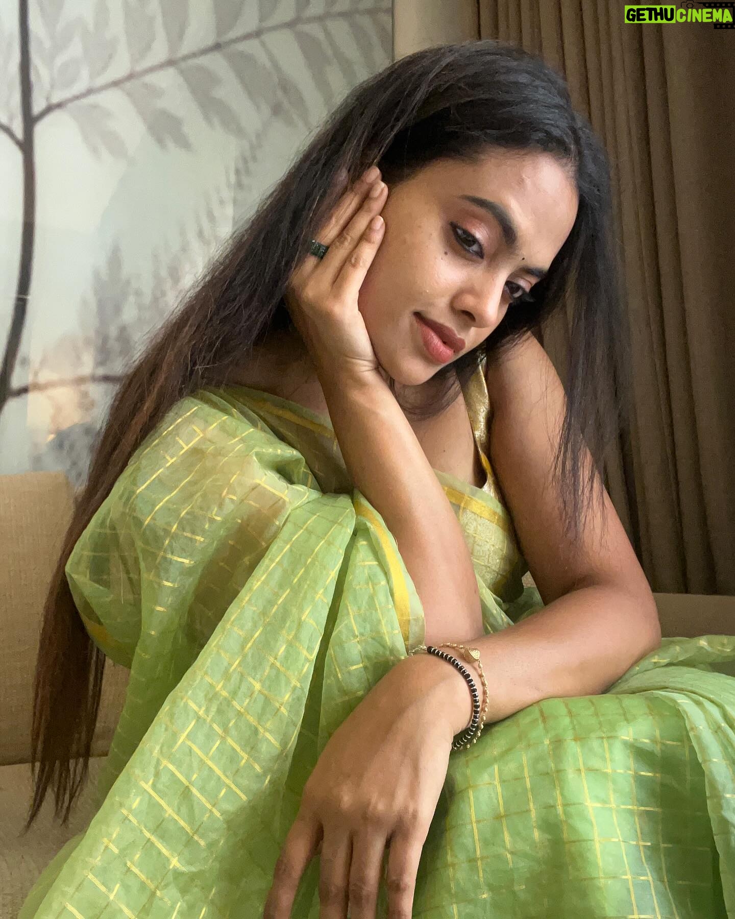 Yamuna Chinnadurai Instagram - Saree @selaiyum_ravikaiyum