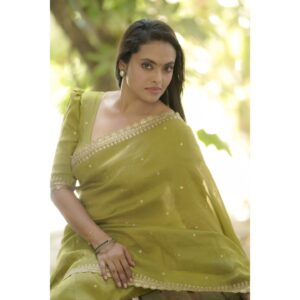Yamuna Chinnadurai Instagram - Artist Yamuna chinnadurai
Latest Photoshoot

Artist - @yamuna__chinnadurai
Costumes - @selaiyum_ravikaiyum
Photography - @camerasenthil
Makeup - @jeevithamakeupartistry
Shoot Organised by @rrajeshananda