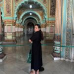 Yamuna Chinnadurai Instagram - In side of the palace with Mysore maharani 🤪 #mysore #mysorepalace #mysoretourism