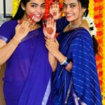 Yamuna Chinnadurai Instagram - The happy faces Mehandhi @uthrasri_mehandi_art_official Saree @selaiyum_ravikaiyum