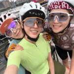 Yan-Pei Su Instagram - 時間允許，我熱愛戶外運動， 登山、騎車 更熱愛與我愛的朋友們一起完成～ 同時也謝謝我老爸昭德哥 知道我們要團練 特別跑來就為了送上紅豆餅為我們補充體力 歡迎粉絲們按讚我們車隊 @jcpstar #EnviLivAdvancedProAXS 深綠車褲、螢光綠車衣、眼鏡 @livcycling