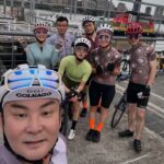 Yan-Pei Su Instagram - 時間允許，我熱愛戶外運動， 登山、騎車 更熱愛與我愛的朋友們一起完成～ 同時也謝謝我老爸昭德哥 知道我們要團練 特別跑來就為了送上紅豆餅為我們補充體力 歡迎粉絲們按讚我們車隊 @jcpstar #EnviLivAdvancedProAXS 深綠車褲、螢光綠車衣、眼鏡 @livcycling