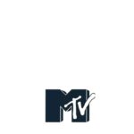 Yana Churikova Instagram - Не мелочь, а нюанс) ⠀ В трилогии к 25-летию MTV мы с командой решили, что в каждом выпуске «12 злобных зрителей» будет оформление, соответствующее эпохе. ⠀ Начало, 00-е и 10-е. Все выпуски - уже на YT -канале. ⠀ 🤘🏼🔥Не знаю, обратили ли внимание – или это только наши заморочки 🤣?))) @imfnl @mrknzx @rexata @alina_fai @ann_kazarina