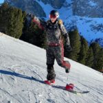 Yana Churikova Instagram - 🏔️Листай и почувствуй энергию гор! Последнее фото в карусели заряжено на удачу! ⠀ Пока только мечтаю о каникулах в горах, собрала фотки с разных склонов разных лет. ⠀ 🏂С Всемирным днем сноубординга, товарищи! ⠀ Кто какие горы узнал? ⠀ Кто и где уже катнул в этом сезоне? ⠀ Рассказывайте в комментах! 🔽