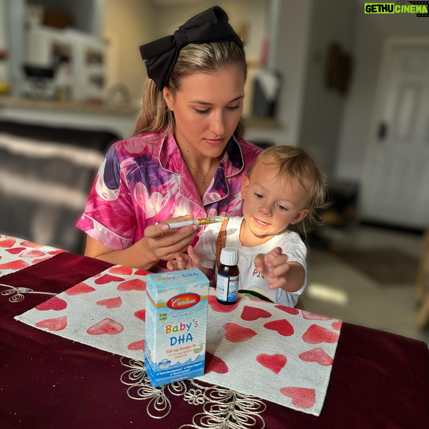 Yana Santos - 3 Likes - Always choosing the best for my kids, specially when it’s about they health❤️ @carlsonlabs always provide the highest quality of supplies for all the ages. Alisa taking them since infant age . Here is some of the benefits of DHA :
Promotes brain, vision, and nervous system health and development
Up to 920 mg of omega-3s and 600 IU (15 mcg) of vitamin D3
Made from wild caught, sustainably sourced Norwegian Arctic Cod
Easy dosing with included syringe
Lab tested for freshness, potency, and purity.
#carlsonlab #kids #baby #motherhood