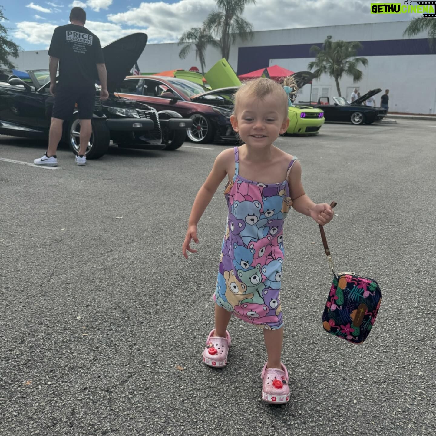 Yana Santos - 3 Likes - Sunday ☀️
#Florida #family #sunday