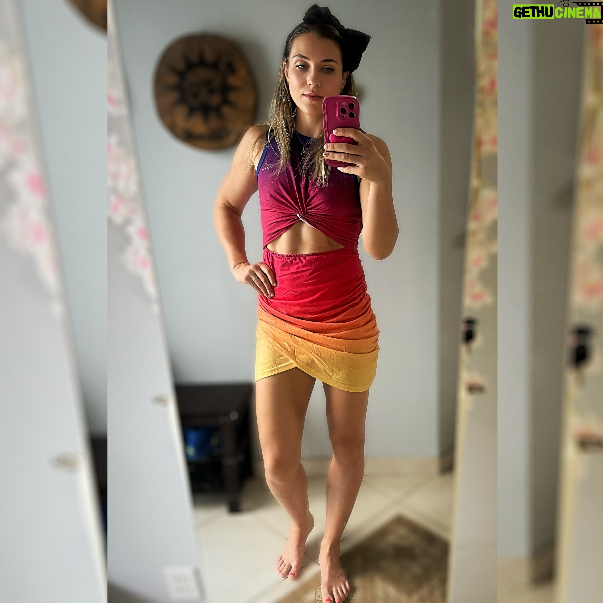 Yana Santos - 3 Likes - 🤳😘
#foxy #mma #ufc
@dk_alexander_clothing