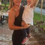Yana Santos Instagram - Happy Mother’s Day @yanamma , you are the best mom ever for our kids, we love you so much ❤️