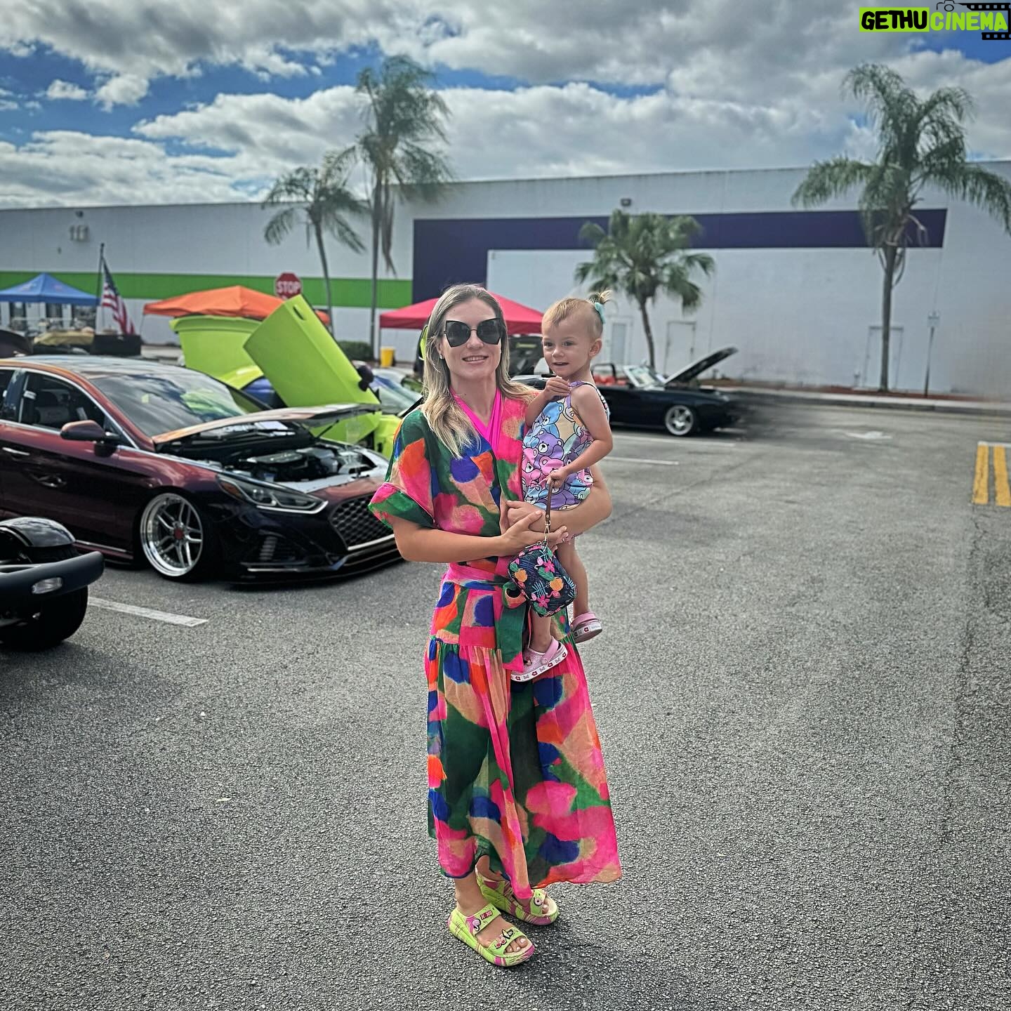Yana Santos - 3 Likes - Sunday ☀️
#Florida #family #sunday