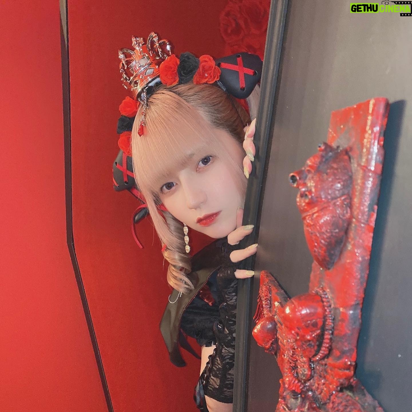 Yane - 3.3K Likes - 悪魔❤️🔥