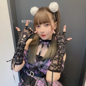 Yane Instagram - 生誕💜
𝑩𝑰𝑮 𝑳𝑶𝑽𝑬______