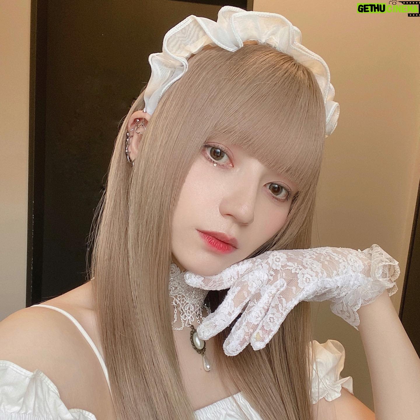 Yane - 3.7K Likes - 👼🏻🤍