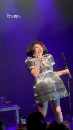 Yang Ge Instagram - Disco forever 💎Dress by @marinahoermanseder