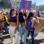 Yany Prado Instagram – Se escuchó fuerte mi voz porque no estaba sola , estábamos todas !!!!!!! 
8M 💜💚💚💜💚💜💚💜💚 .
Esta vez la marcha fue en México 🇲🇽 , rodeada de tantas mujeres valientes y poderosas. Esta lucha la hacemos y la ganamos todas !!!!! 

#diadelamujer #8m #mexico #noalmachismo #nomasfemicidios