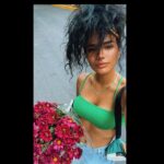 Yany Prado Instagram – Lindo día 🍒💐💫🌸🐞🪲
/
Nice day 💋🍃🌷☀️🌈✨