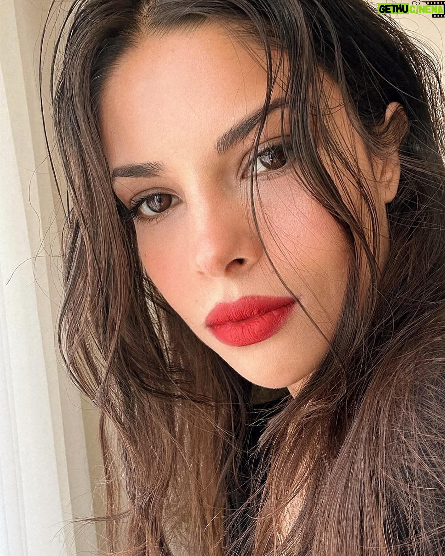 Yaprak Durmaz - 3.8K Likes - 🌹