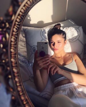 Yaprak Durmaz Instagram - #stayhome 😌🌺