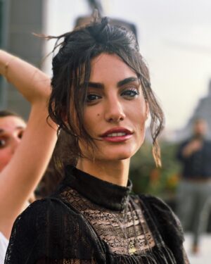 Yara Azmy Instagram - 🖤