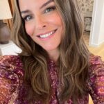 Yara Martinez Instagram - Buenos Días🌞 All new episode of BULL tonight @bullcbs make up 💖 @robertoajr hair 💫 @patrickkyle_