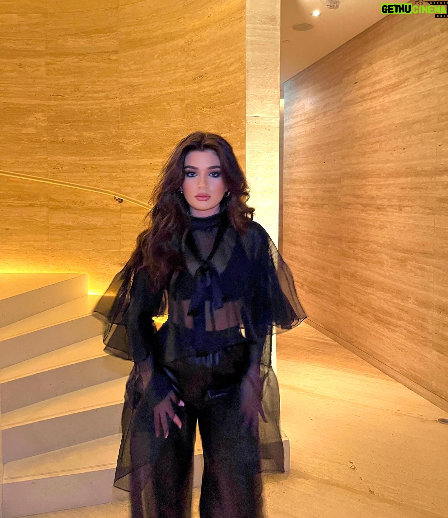 Yara Mustafa - 41.9K Likes - some more from @loewe β€οΈβπ₯
