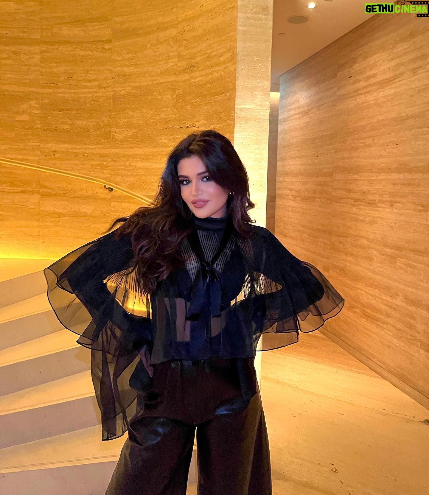 Yara Mustafa - 41.9K Likes - some more from @loewe β€οΈβπ₯
