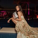 Yara Mustafa Instagram - had the best time with my @jimmychoo fam launching the summer 2024 collection 🤍
