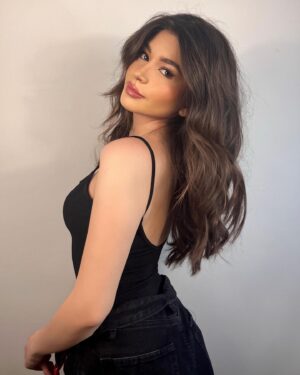 Yara Mustafa Instagram - bad hair day