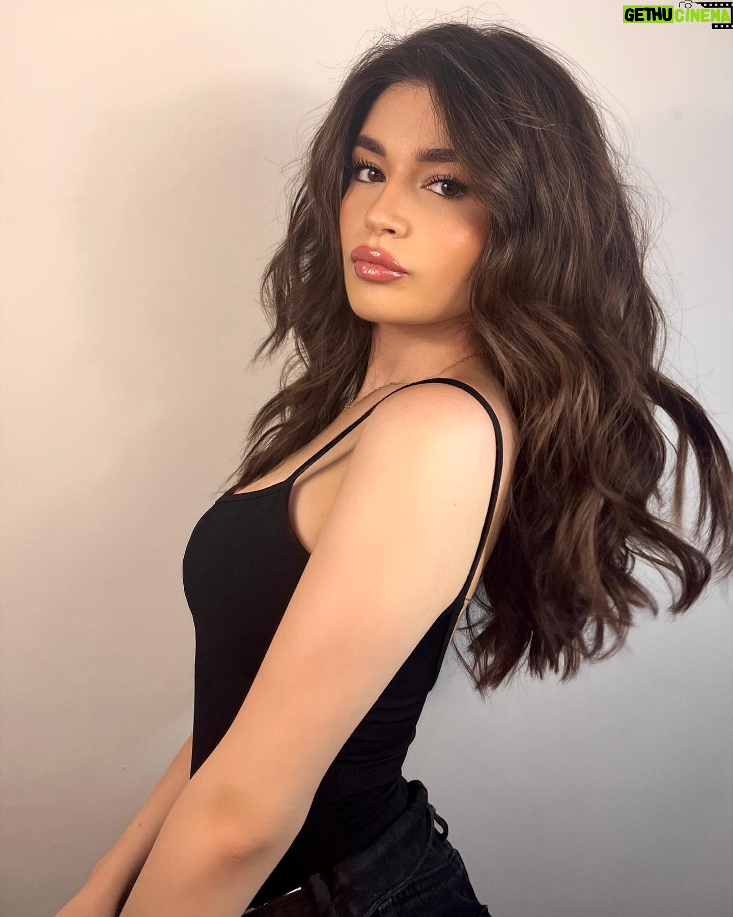 Yara Mustafa - 79.7K Likes - bad hair day