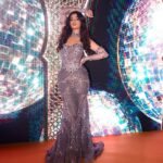 Yara Mustafa Instagram - Some special moments from a very special night! Thank you @voguearabia @mrarnaut for bringing us together for a beautiful night of celebration! #vogueballofarabia 🤍 An even bigger thank you to @jad.toghuj and @nour_muhtaseb for custom making this gown in 3 days and bringing this vision to life. Truly a dream team!