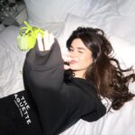 Yara Mustafa Instagram - cozied up with @fendi 💤 #MarcJacobsXFendi @mrkimjones @silviaventurinifendi @themarcjacobs
