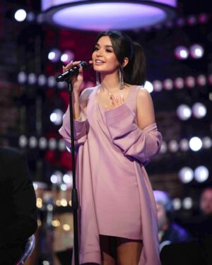 Yara Mustafa Instagram - had the best time evaaa with @mbc1 #الليلة_دوب 🩶

styled by my favvv @jad.toghuj in custom @nour_muhtaseb 🫶🏻 
& hair by the best @georgeselmendelek