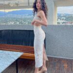 Yare Santana Instagram - ✿𝒮𝓊𝓃𝓈𝑒𝓉✿ • • • #blue #rizos #luz #lavanda #roof #sunset