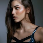 Yare Santana Instagram - P E R F I L @leomendez_photography @mendezcancino.fotografia @saraherediamakeup #blue #photography #perfil