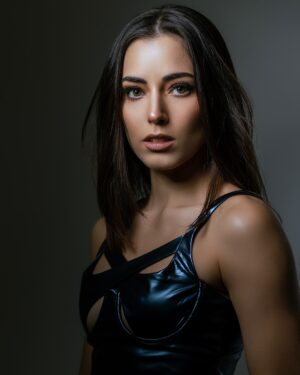 Yare Santana Instagram - 🔹🔷

@leomendez_photography @mendezcancino.fotografia @saraherediamakeup 

#blue #photography