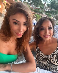 Actress Yasemin Yalçın HD Instagram Photos and Wallpapers January 2024