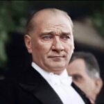 Yasemin Hadivent Instagram - #mytrueancestor 💫#GaziMustafaKemalAtatürk