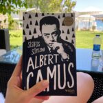 Yasemin Hadivent Instagram - Bu tek başınalığa en sevdiğim yazarlardan #Camus yakışırdı. #SisifosSöyleni