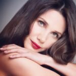 Yasemin Hadivent Instagram - Ürpermeyen kalpten sakın, bölüşmeyen, düşlemeyen.. (01.50)