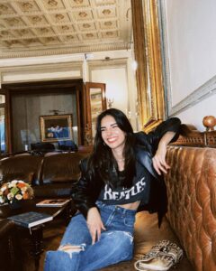 Yasemin Yazıcı Instagram - Ciddisiz / Ciddili