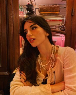 Yasemin Yazıcı Instagram - Artichaut, balık, kelle; bunlar yenir elle