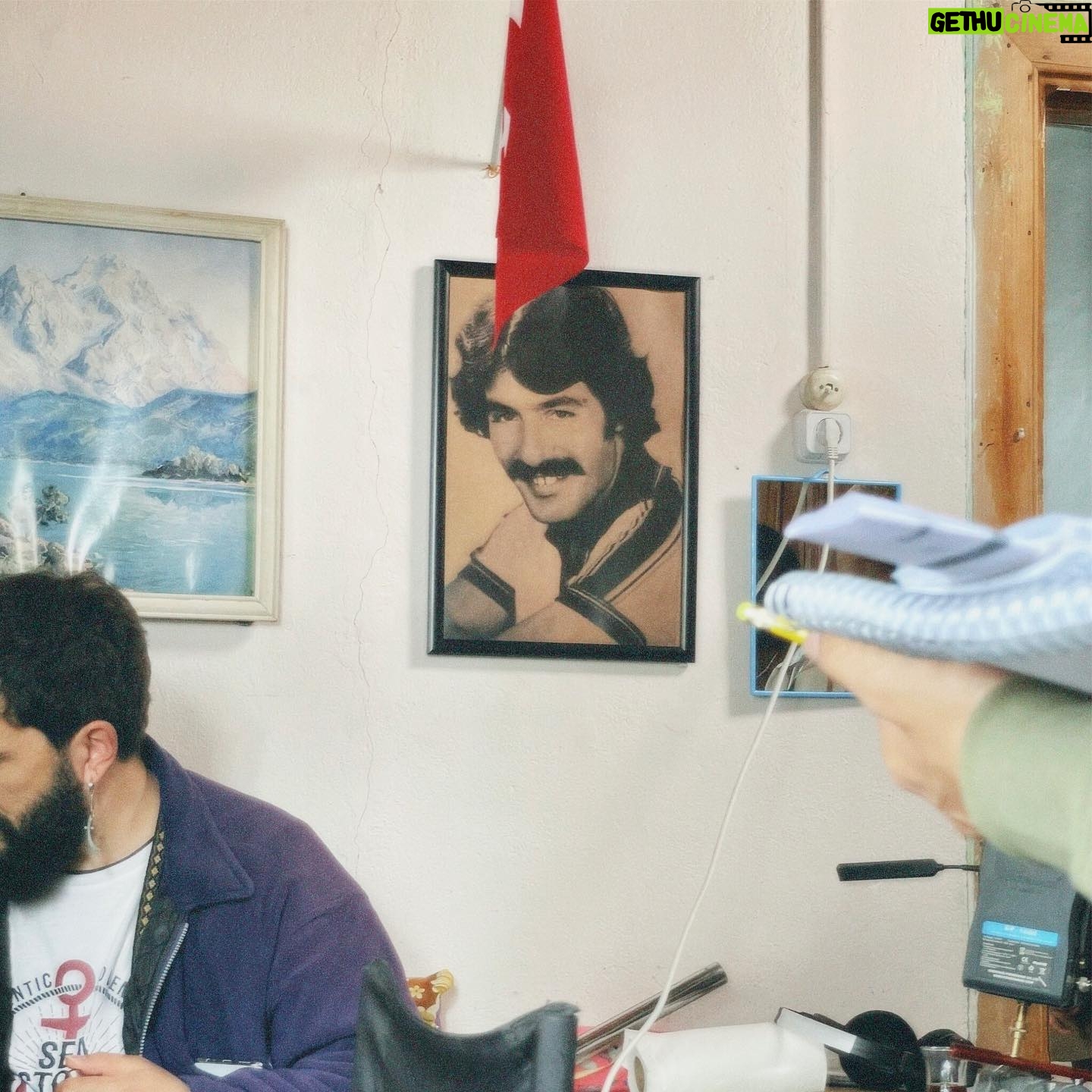 Yasemin Yazıcı Instagram - Kayıp ve buluntu fotoğraflar kutusu ☘️ #yeşildenizmilenyum