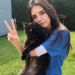 Yasemin Yazıcı Instagram – HER TÜRLÜ DERT DİNLENİR – 5 TL

Bu kız psikoloji yüksek lisansının ilk modülünü dereceyle bitirdi!!! 🎓✌🏼