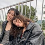 Yasmeen Fletcher Instagram - Lotsa love