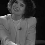 Yasmine Al Massri Instagram - Fanny Ardent que j’adore et suis absolument d’accord avec.. vivre dans le moment.. savoir que c’est une opportunité de connection avec soi et avec les gents present autour d’un projet.. est une expérience que nous ramène à l’état enfant, prêt à partir en vacance pour l’été, prêt à ne rien raté #cinema #life #phylosophy 🎥… #fannyardant