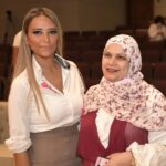 Yasmine Ghaith Instagram - _____ كل مرة بيكون عندي فيها talk بحس كأنها أول مرة، و ببقي متوترة جداً! و أول ما بقف علي المسرح و أشوف الناس و أبدأ أتكلم، بيروح كل القلق و التوتر و برتاح كأني واقفة قدام صحابي بالظبط، و ببدأ كلام و مش بكون عايزة أخلص والله 😂🤦🏽‍♀️ من أكتر الحاجات اللي كانت وحشاني وقت الكورونا هي ال live talks بتاعتي في الحقيقة مش ال online 😁 مبسوطة جداً إني بعمل جزء من التوعية في شهر التوعية بسرطان الثدي و إتبسط كمان إني قابلت بطلات كتير و أخدت منهم حب و أمل 🙏🏾 I'd also like to thank my beautiful @stardust__pr team, you guys are the best 🖤💥 Thank you Saudi German Hospital for the honouring 🖤 #BreastCancerAwarenessMonth #WonderWomanTheyCallMe #MotivationalTalks #Awareness #LiveToInspire